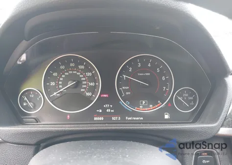 2017 BMW 330I xDrive из США, поврежденный, VIN WBA8D9C35HA011578